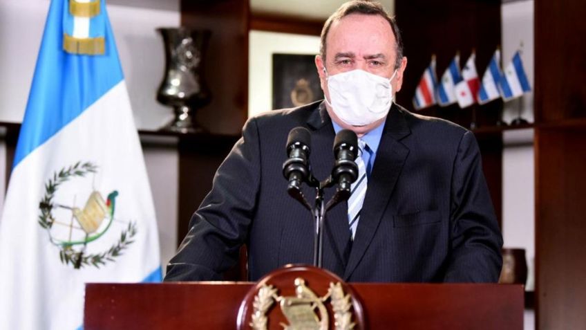 Presidente de Guatemala ordena detener migrantes para evitar contaminación