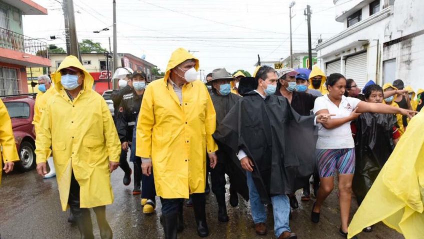 Autoridades tabasqueñas en alerta por aumento en desfogue de agua en presa Peñitas