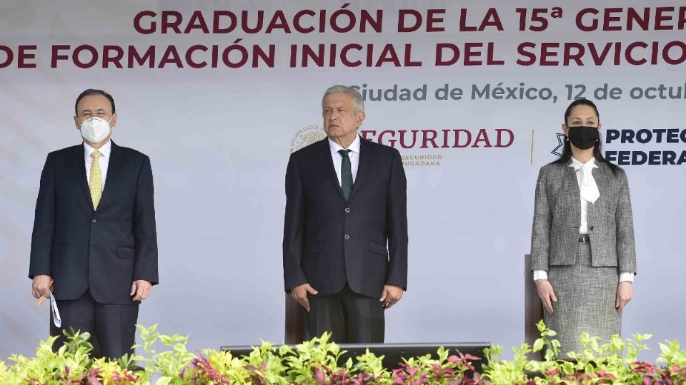 El presidente López Obrador estuvo acompañado de la Jefa de Gobierno de la CDMX, Claudia Sheinbaum, y el secretario de Seguridad y Protección Ciudadana, Alfonso Durazo. Foto: Especial