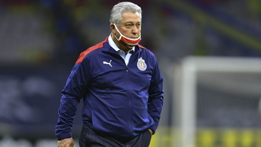 Chivas: Víctor Manuel Vucetich y dos auxiliares dan positivo a Covid-19