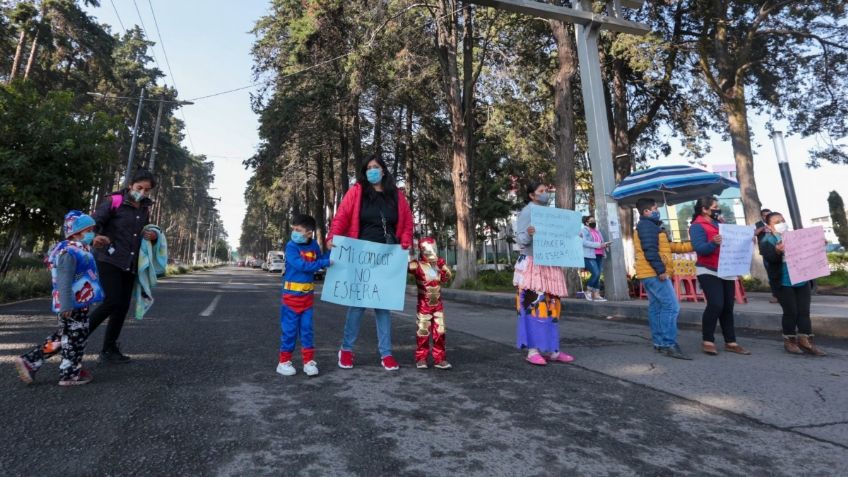 Cofepris tenía que haber resguardado los medicamentos: Padre de niño con cáncer