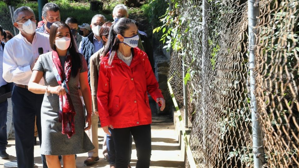 La jefa de Gobierno inspeccionó las obras de emergencia en el río Magdalena, coordinadas por el Sacmex.  Foto: Leslie Pérez