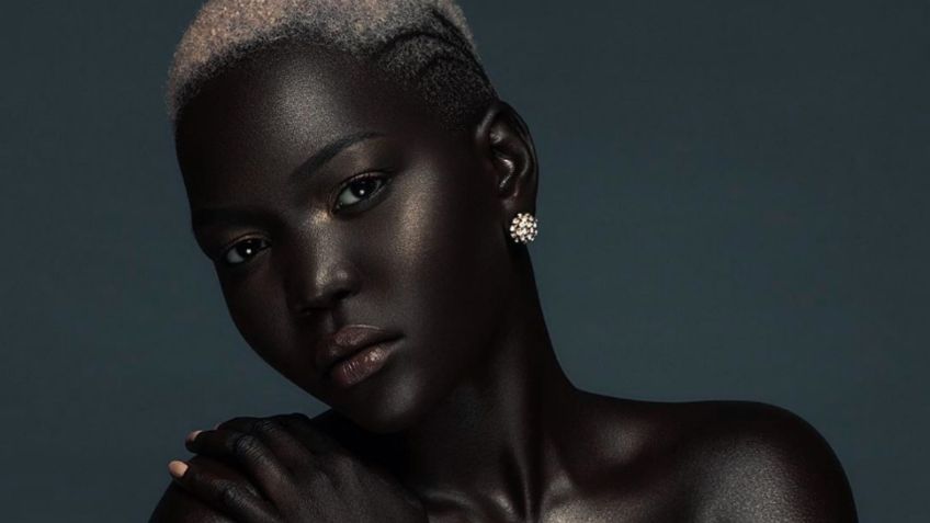 Ella es Nyakim Gatwech, la modelo sudanesa con la piel más oscura del mundo: FOTOS+VIDEO