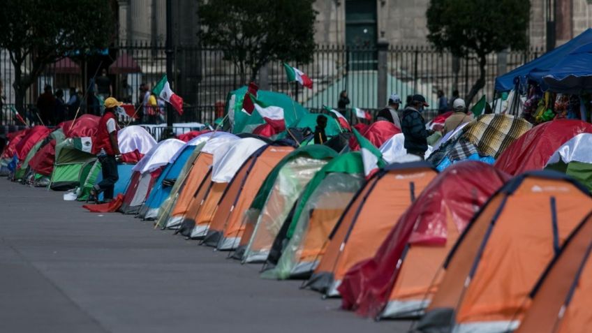 FRENAAA dice que podría instalar cercas eléctricas en Zócalo para protegerse