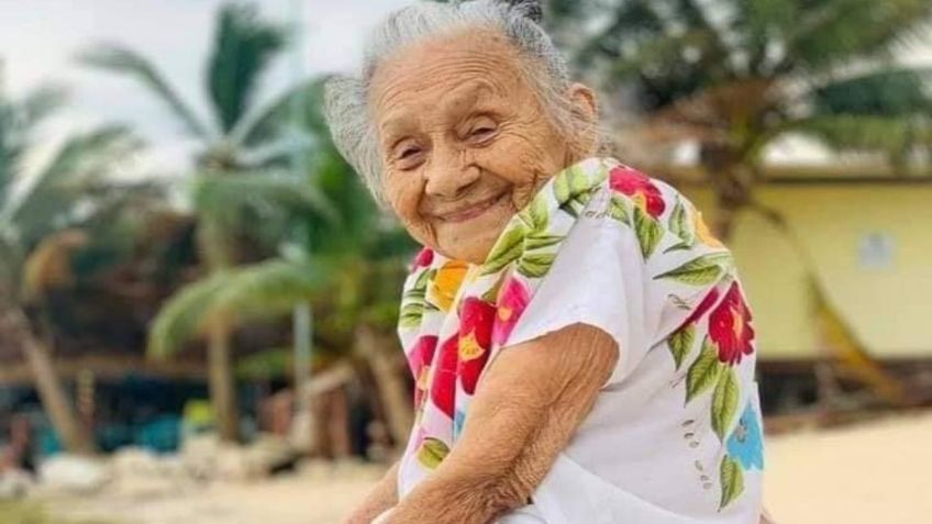 Tierna abuelita de 97 años conoce el mar y conmueve a redes sociales: FOTOS