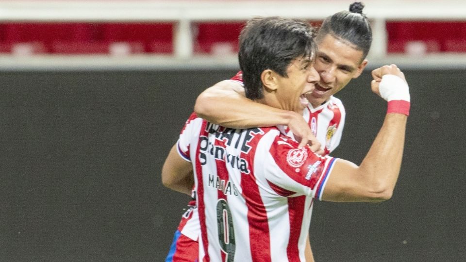 Las Chivas buscan apoyo en el Clásico Nacional. Foto: Mexsport