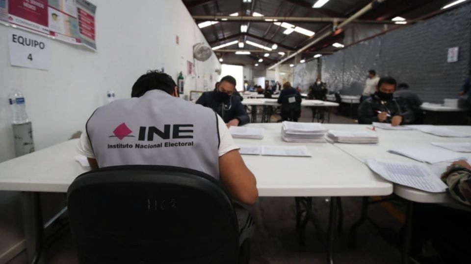 El INE tiene la obligación de reducir su presupuesto