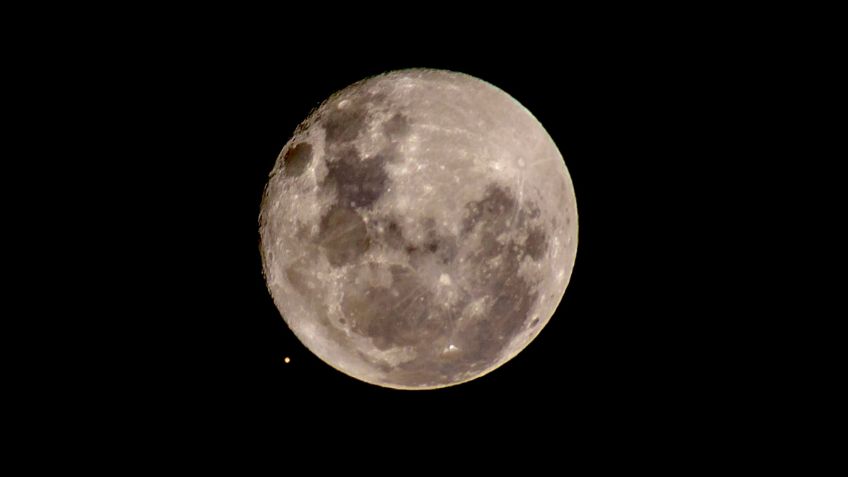 Así se vive CONJUNCIÓN entre LUNA y MARTE de este 2 de octubre: FOTOS