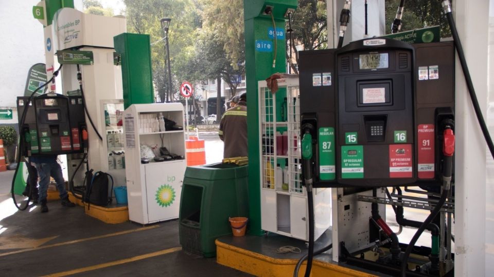 23 % se desplomó la gasolina Magna en abril, frente al mismo mes de 2019. Foto: Cuartoscuro