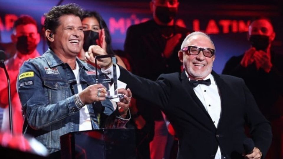 Carlos Vives subió al escenario e hizo un recorrido por su trayectoria musical. Foto: Instagram