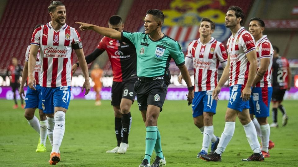 Chivas iría de la búsqueda de la experiencia para este juego. Foto: Mexsport