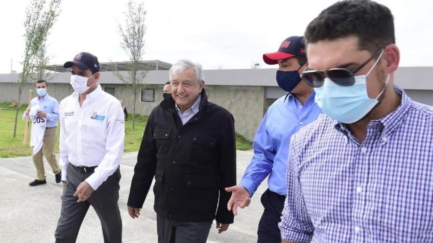 AMLO termina mensaje en 4 minutos por falta de sana distancia en Nuevo Laredo