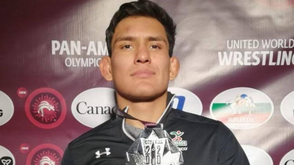 Vargas Rueda, cinco veces Campeón de la hoy extinta Olimpiada Nacional, ganó plata en la división de 77 kg Foto: Especial