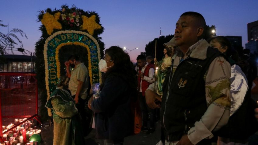 A pesar del llamado, mañanitas a San Judas, en el Templo de San Hipólito, tuvieron 507 personas