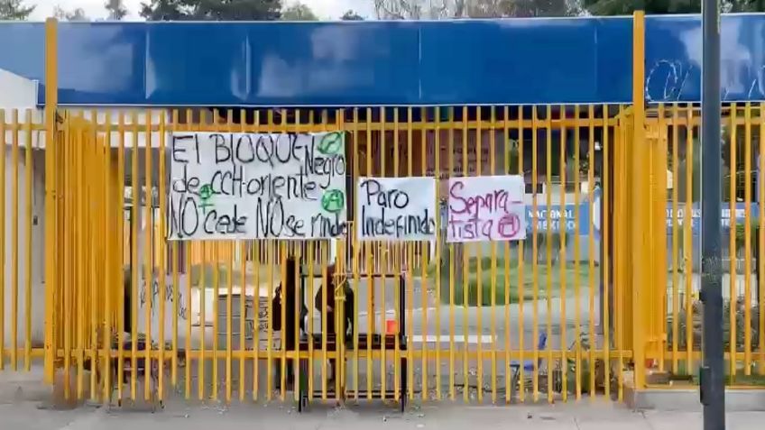 Encapuchadas toman las instalaciones del CCH Oriente de la UNAM: VIDEO