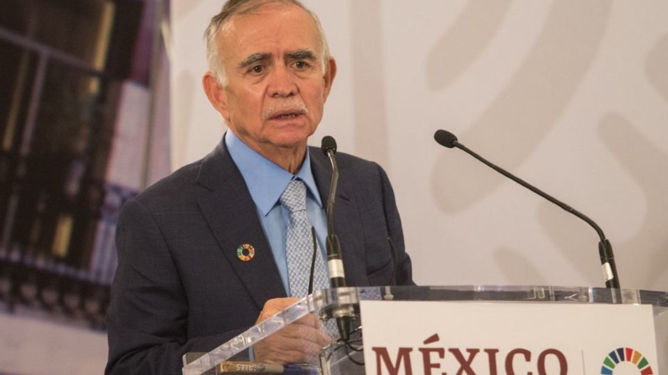 El jefe de la oficina de la Presidencia, Alfonso Romo, aseguró que hay una política energética confiable en el actual gobierno. Foto: Cuartoscuro