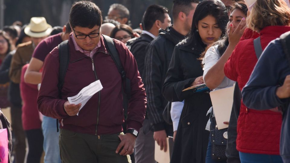 El evento se dividió en tres bloques: profesionistas y técnicos, empresas incluyentes y vacantes para perfiles operativos Foto: Cuartoscuro