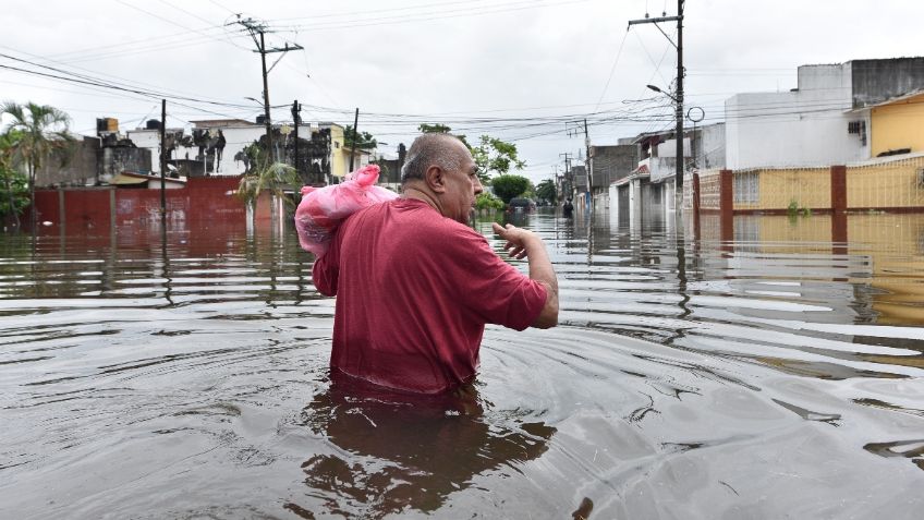 Tormenta ahoga a Tabasco