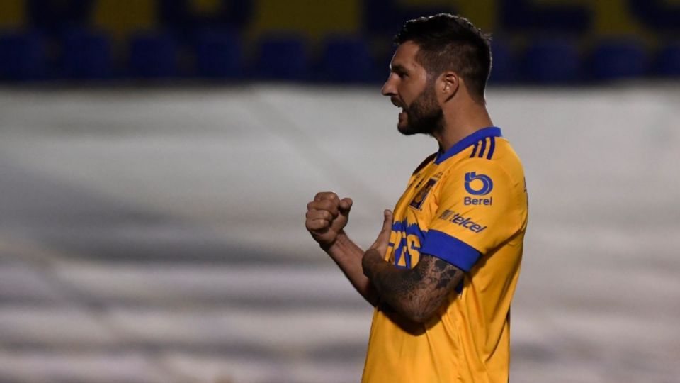 André-Pierre Gignac hizo el segundo de Tigres por la vía penal. Foto: @LigaBBVAMX