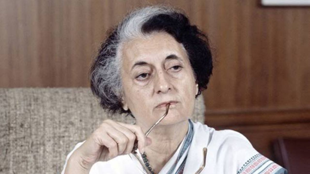 Efeméride 31 De Octubre: Indira Gandhi, Primera Y única Mujer En ...