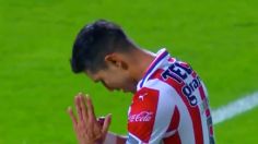 ¡Capitán de hierro! Con este cabezazo, Jesús Molina puso a Chivas en ventaja ante Pumas: VIDEO