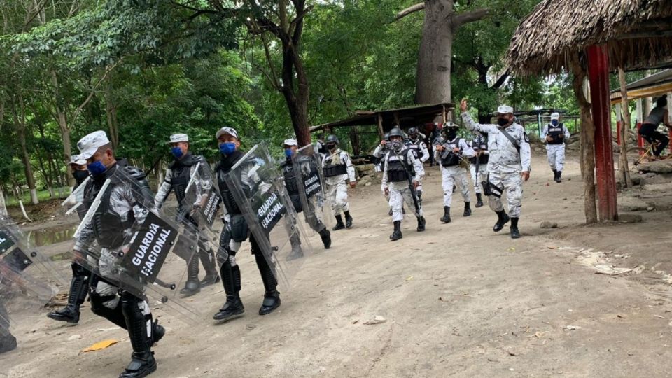 Elementos de la Guardia Nacional reforzaron los límites del Suchiate este fin de semana. Foto: Especial