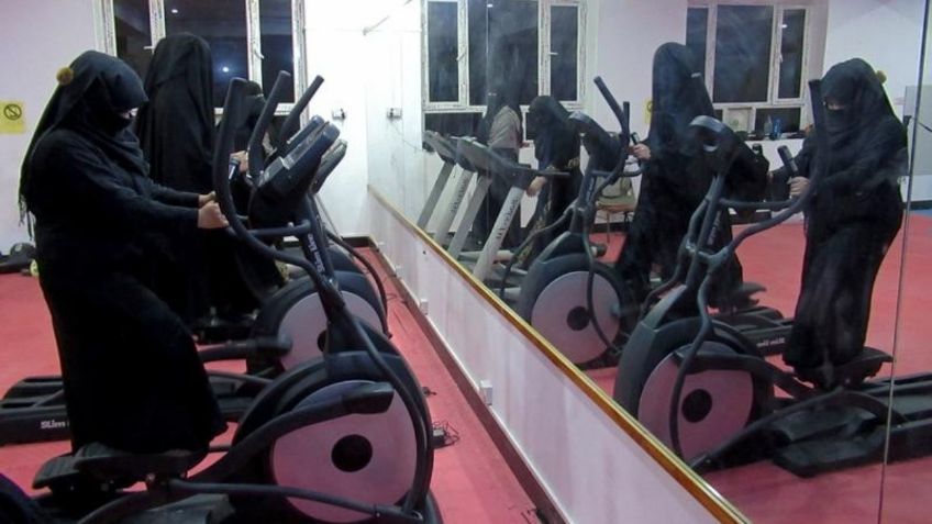 Acudir al GYM con burka, un acto ‘revolucionario’ para mujeres en Afganistán