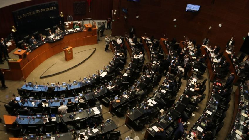 Tras choque, Senado aprueba procedencia de consulta popular para juicio a expresidentes