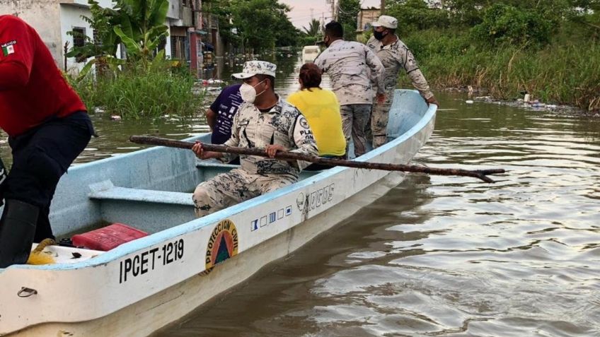 Brinda Guardia Nacional, apoyo a pobladores de 4 municipios de Tabasco, tras las fuertes lluvias