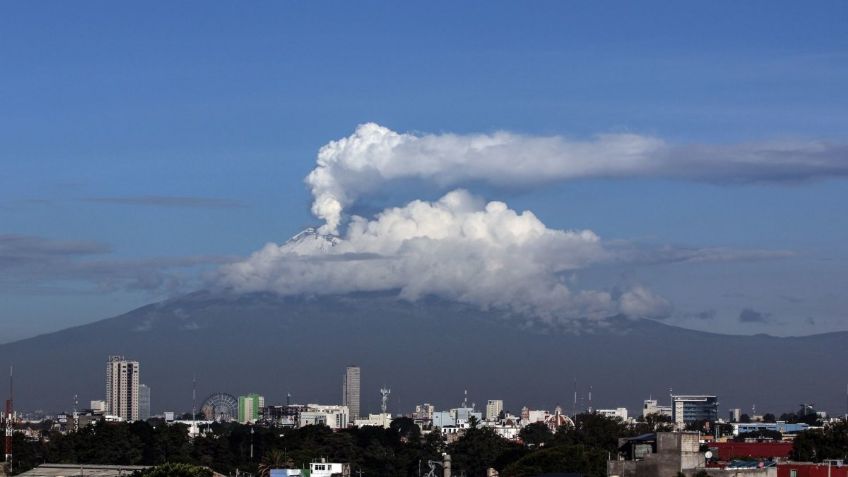 ¿Presagio? Volcán Popocatépetl emite fumarola con forma de CATRINA: FOTO