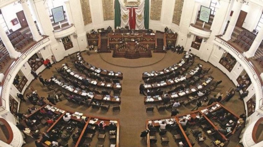 Morena en Congreso se CDMX harpa vacío aprobación por orden del día ilegal