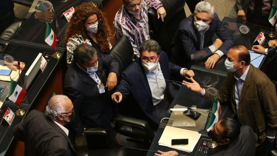 'Los procuradores del PAN y PRI se hicieron güeyes. No hicieron nada nunca”, indicó el senador Martí Batres Foto Cuartoscuro