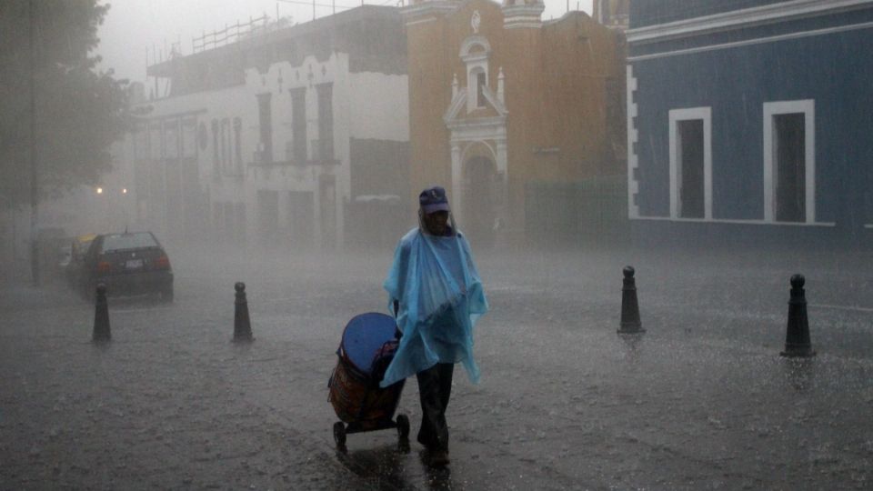 Se esperan lluvias puntuales fuertes, descargas eléctricas y rachas de viento sobre la Península de Yucatán, además de Tabasco, Chiapas, Veracruz y Oaxaca. FOTO: ESPECIAL