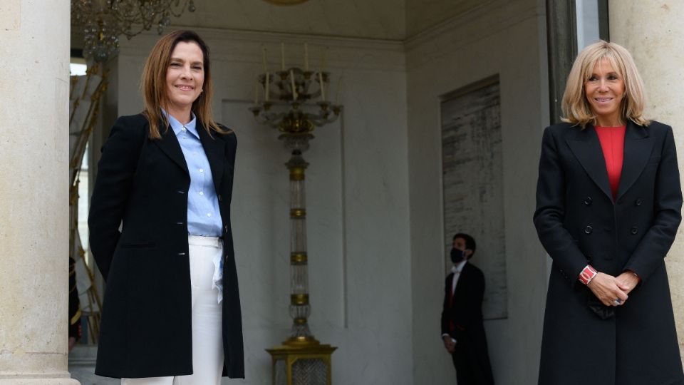 La esposa del presidente de México y la del mandatario francés. Foto: Reuters