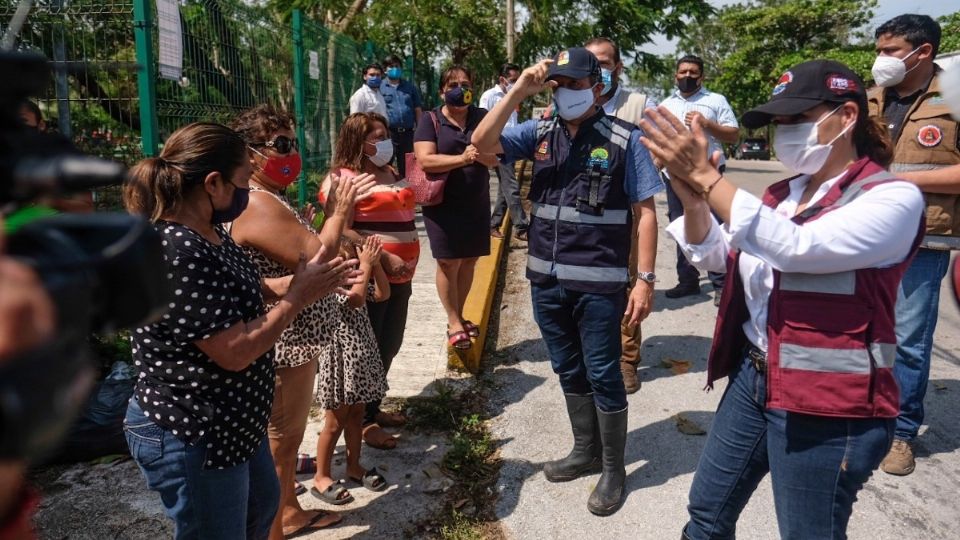 La Primera Edil señaló que personal de las diferentes dependencias municipales continúan de forma intensa trabajos de limpieza Foto: Especial