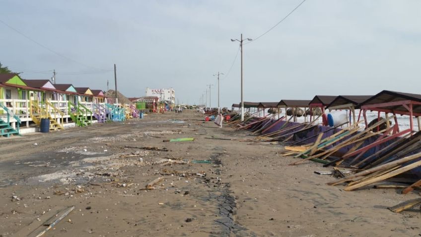 Remanentes de Huracán Delta provocan daños en playa de Tamaulipas