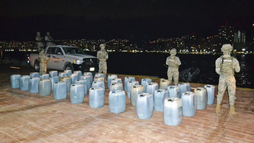 Semar asegura 2 mil litros de combustible en Acapulco