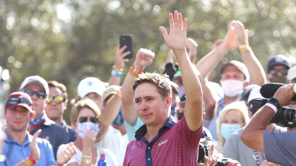 BRILLO. Carlos Ortiz venció a Dustin Johnson, el número uno. Foto: AFP