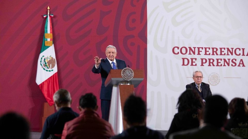 López Obrador aseguró que los procesos para adquirir medicamentos será más rápido que en los gobiernos pasados. Foto: Especial