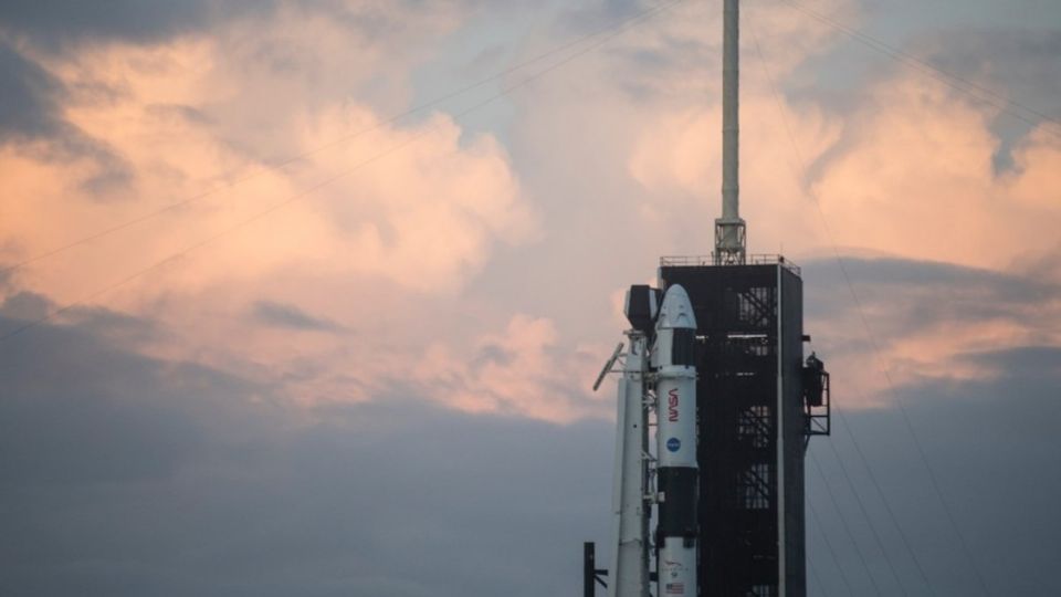 Se trata de la primera misión 'operacional' de seis meses lanzada por SpaceX. Foto: AFP