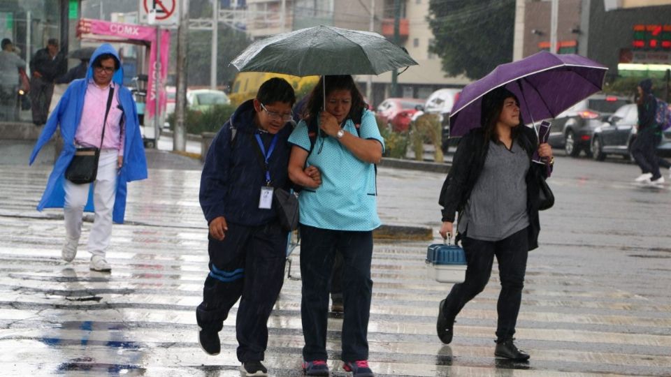 Las autoridades pidieron a la población mantenerse informada de las condiciones climatológicas. Foto: Archivo | Cuartoscuro