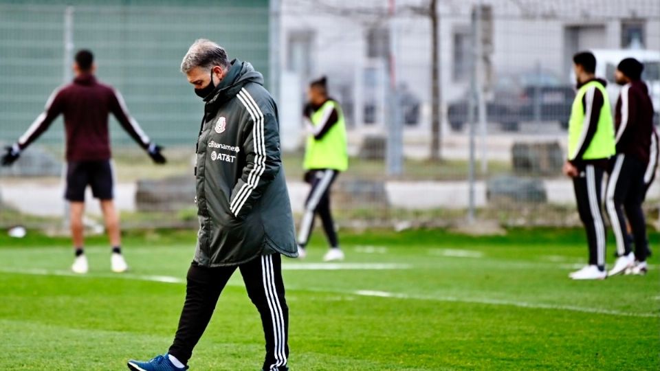 El 'Tata' aseguró que tanto Jiménez, como Corona y Lozano se vieron mejor que la vez pasada. Foto: Archivo/ Twitter @miseleccionmx