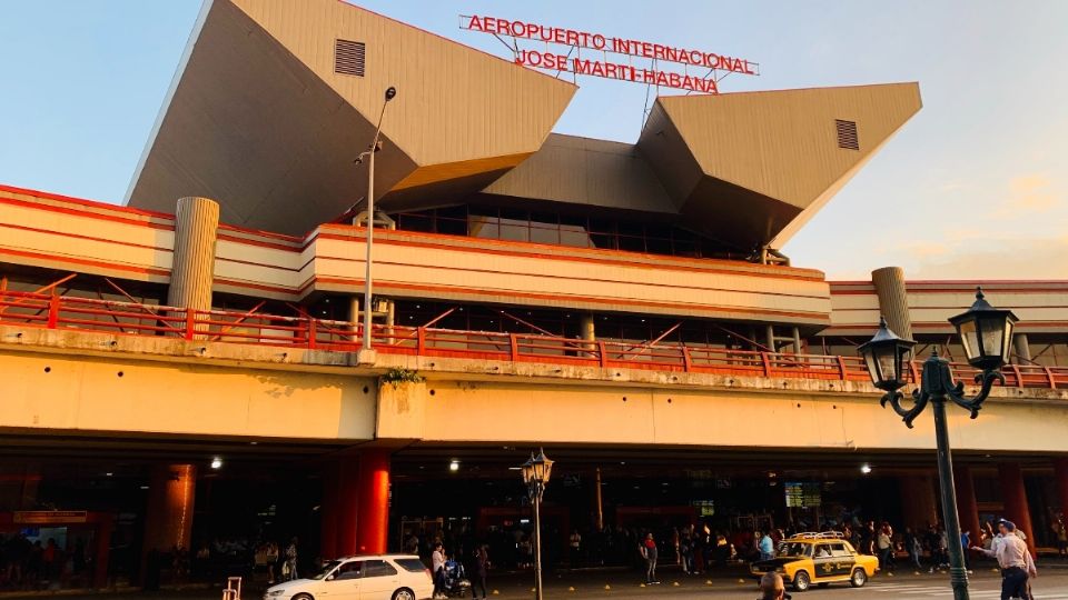 El Instituto de Aeronáutica Civil afirmó que en el aeropuerto se implementarán estrictas normas de seguridad sanitarias. FOTO: ESPECIAL