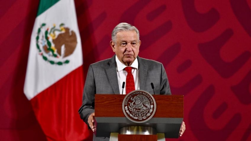 AMLO firma ampliación de estímulos fiscales en la frontera norte de México