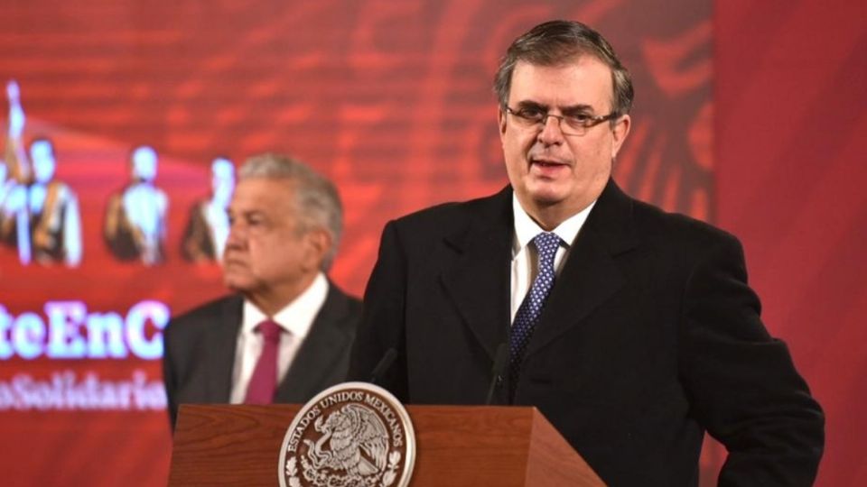 El canciller y el presidente durante la conferencia matutina. Foto: Daniel Ojeda