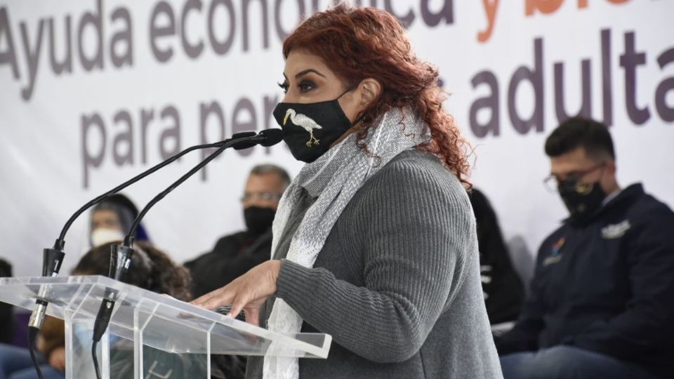 Los 7 mil adultos mayores beneficiados recibirán una tarjeta con una transferencia electrónica de recursos de mil 200 o mil 800 pesos Foto: Especial