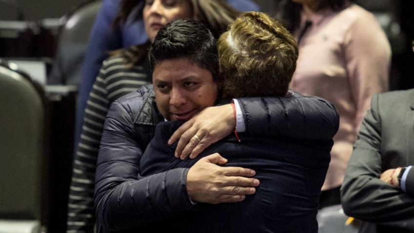 Diputado Federal llama tonta a funcionaria Natalia Castillo y libra sanción