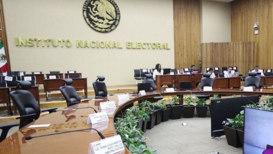 Los partidos deben especificar los porcentajes de financiamiento que cada uno  y cómo se distribuirá el remanente de recursos. Foto: Cuartoscuro