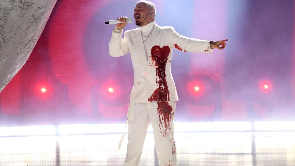 J. Balvin le ganó la partida a Bad Bunny. Foto: AP