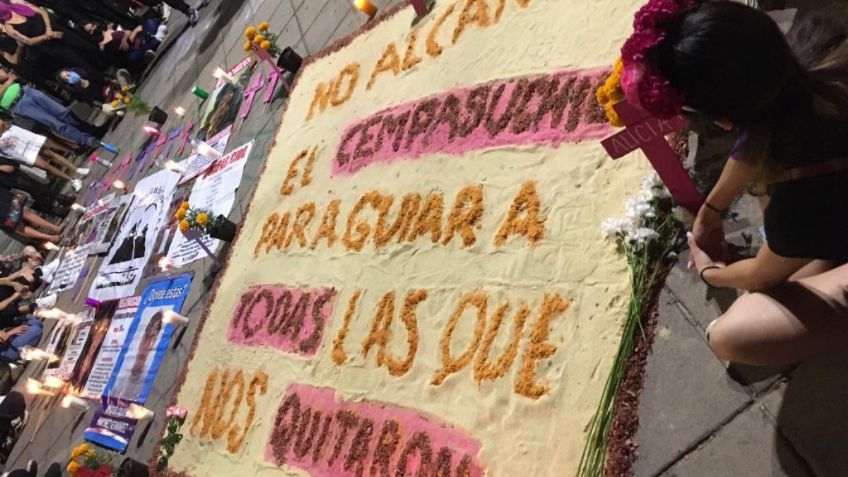 Feministas realizan manifestación de “Catrinas” en Colima contra los feminicidios